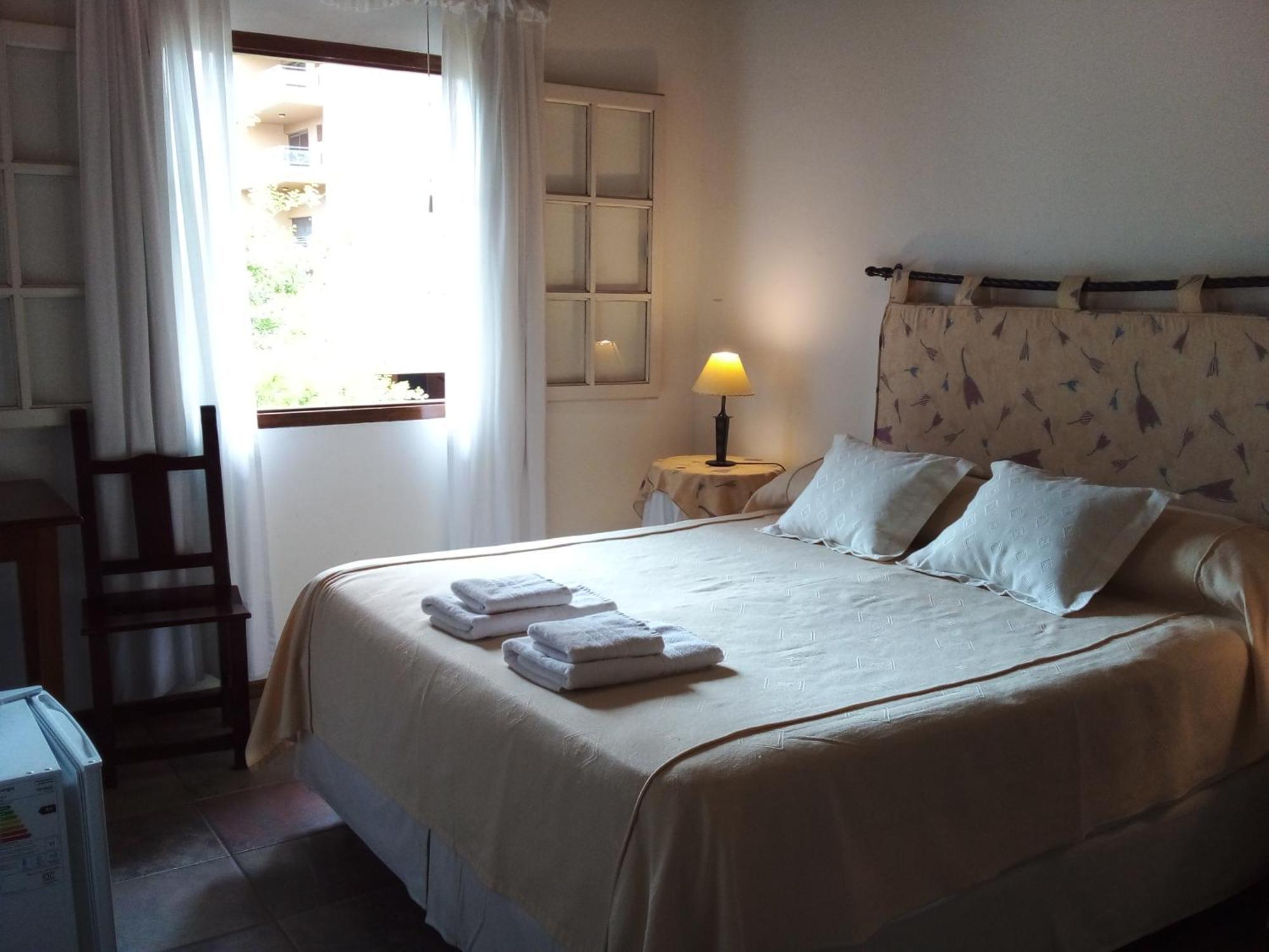 Hosteria Sajonia Villa Gesell Eksteriør billede